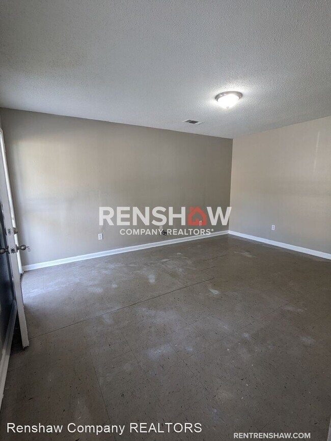Building Photo - 4 br, 2 bath House - 1653 Locust St