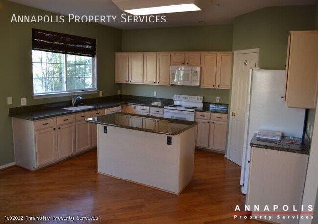 Foto del edificio - 2701 Thornbrook Ct