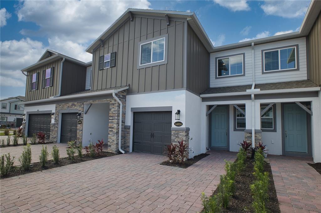 Foto principal - 14824 Outfitter St