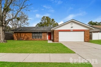 Building Photo - 7937 Dwyer Dr