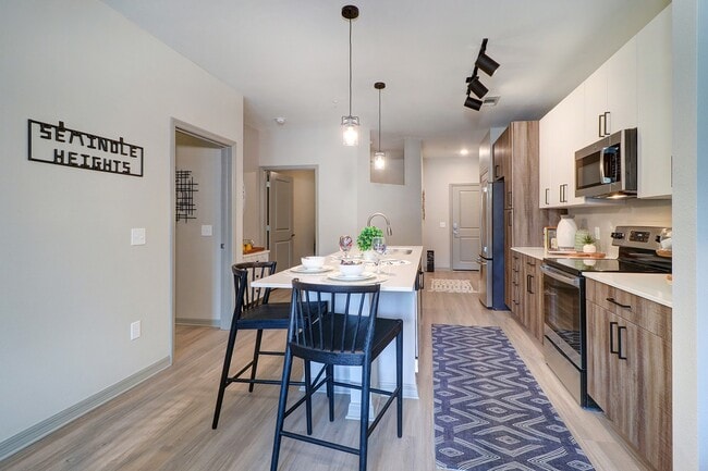 Eat in Kitchens - The Hite and Notch Apartments