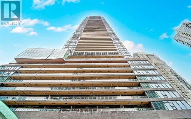 Photo du bâtiment - 3 Concord Cityplace Wy