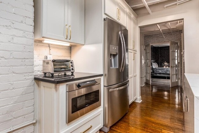 Foto del edificio - 32 Peachtree St NW