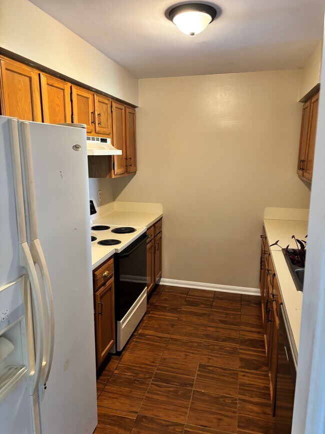 Foto del edificio - 1201 Carriage Light Loop