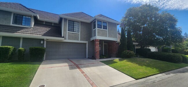Beautiful 3 Bedroom Home in Desirable Rive... - Beautiful 3 Bedroom Home in Desirable Rive...