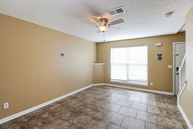 Building Photo - 8015 Logan Dr