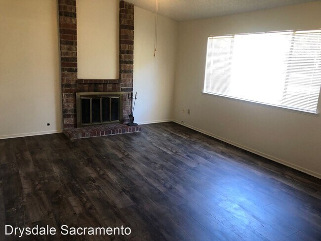 Foto del edificio - 3 br, 2 bath House - 7013 Halesworth Ct.