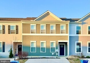 Building Photo - 65 Filbert Dr