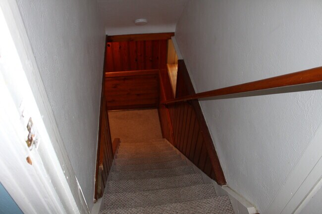 Building Photo - 407 Salvini Dr