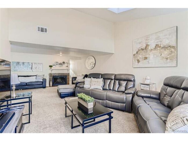 Foto del edificio - 15065 E Louisiana Dr