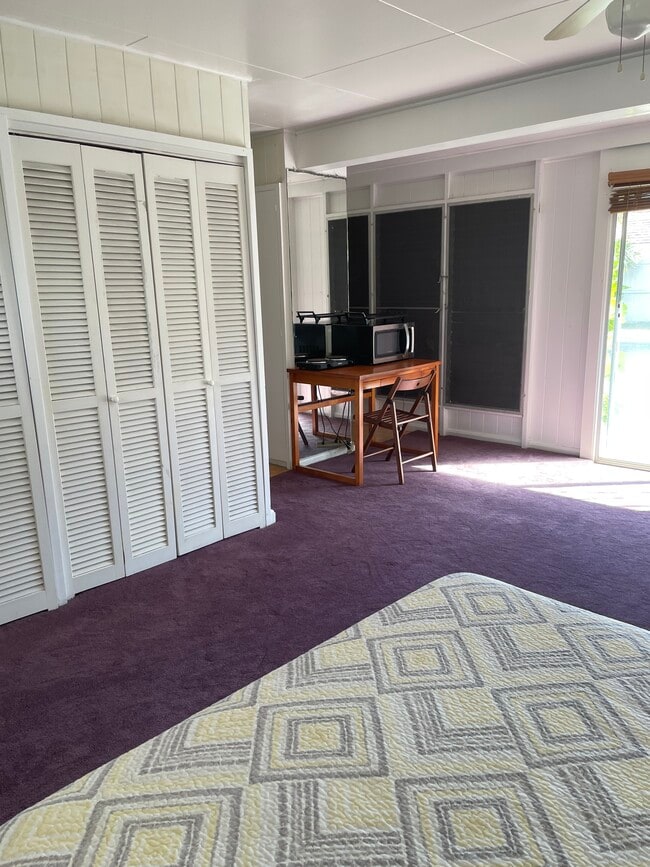 Building Photo - 4542 Aukai Ave