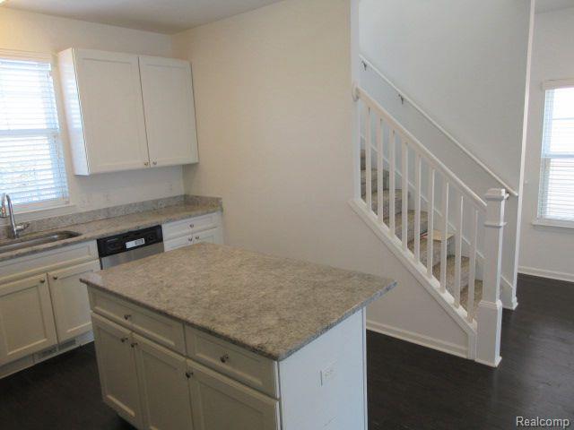 Building Photo - 3143 Chambers W