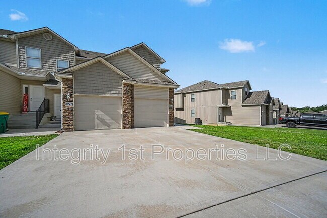 Foto del edificio - 10510 Clubhouse Dr