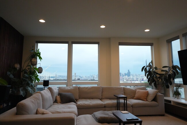 Foto del edificio - 2064 SW Charlestown St