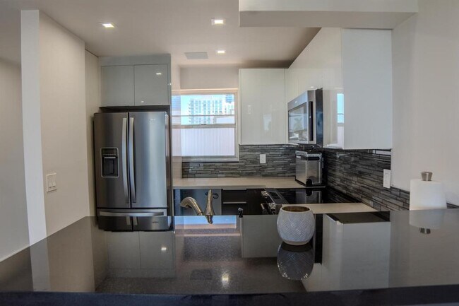 Foto del edificio - 1777 SE 15th St