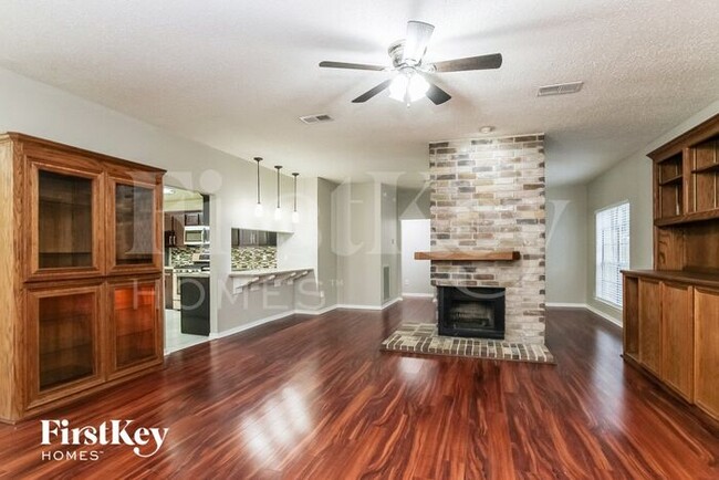 Foto del edificio - 123 S Village Knoll Cir