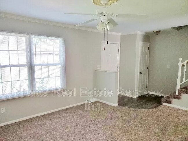 Building Photo - 188 Oak Hill Cluster