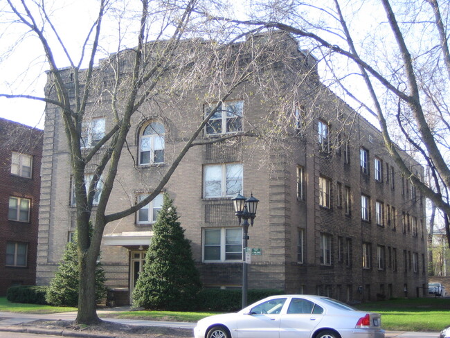 Foto del edificio - 894 Grand Ave
