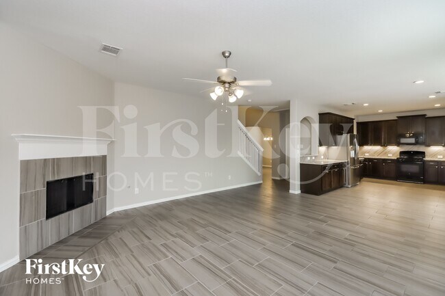 Foto del edificio - 10107 Stone Briar Dr