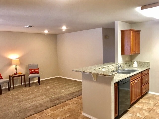 Foto del edificio - Remodeled, Granite Countertops in Kitchen ...
