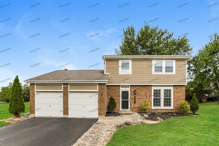 Photo - 5621 Red Pheasant Way (Beckett Ridge, OH)