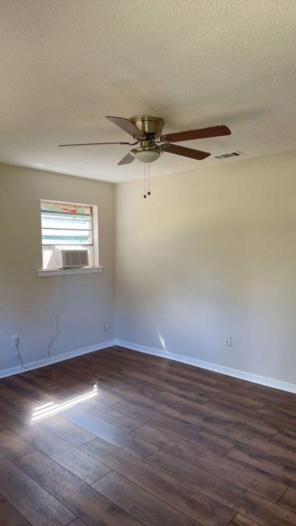 Foto del edificio - 148 Edgeview Heights Rd