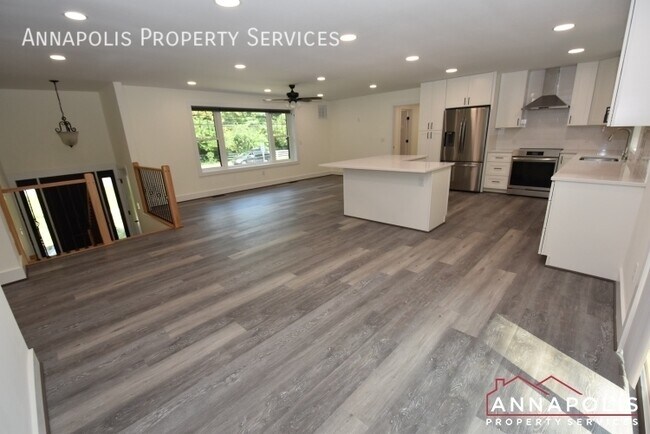 Foto del edificio - 823 Manhattan Beach Rd
