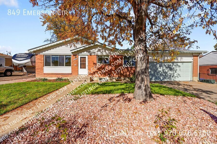 Primary Photo - 849 Emerson Cir