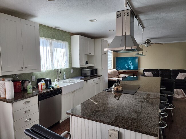 Foto del edificio - 1170 Belsaw Cir