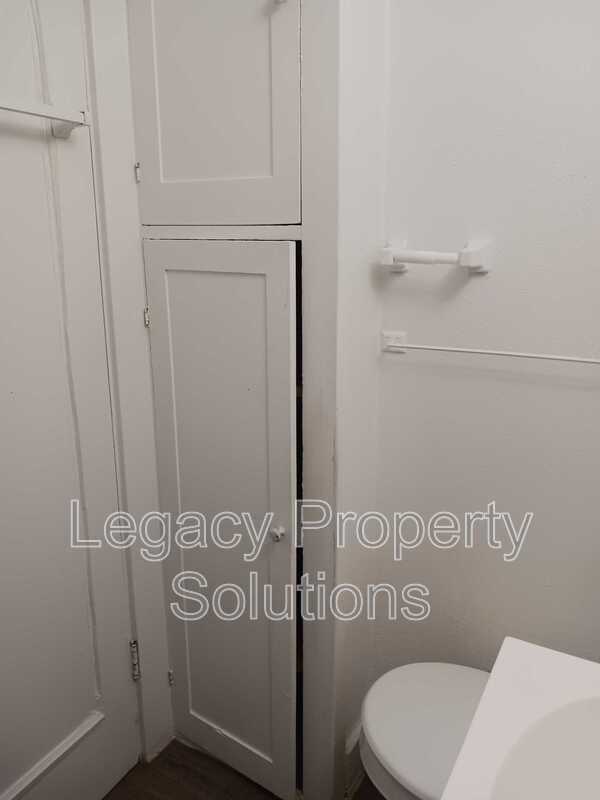 Primary Photo - 808 N 1st St