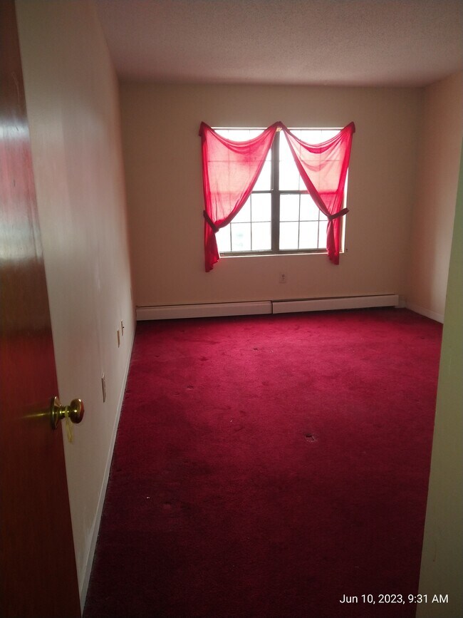 Foto del edificio - 22 Kenmar Dr