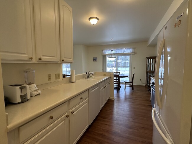 Building Photo - 1075 Alameda Blvd