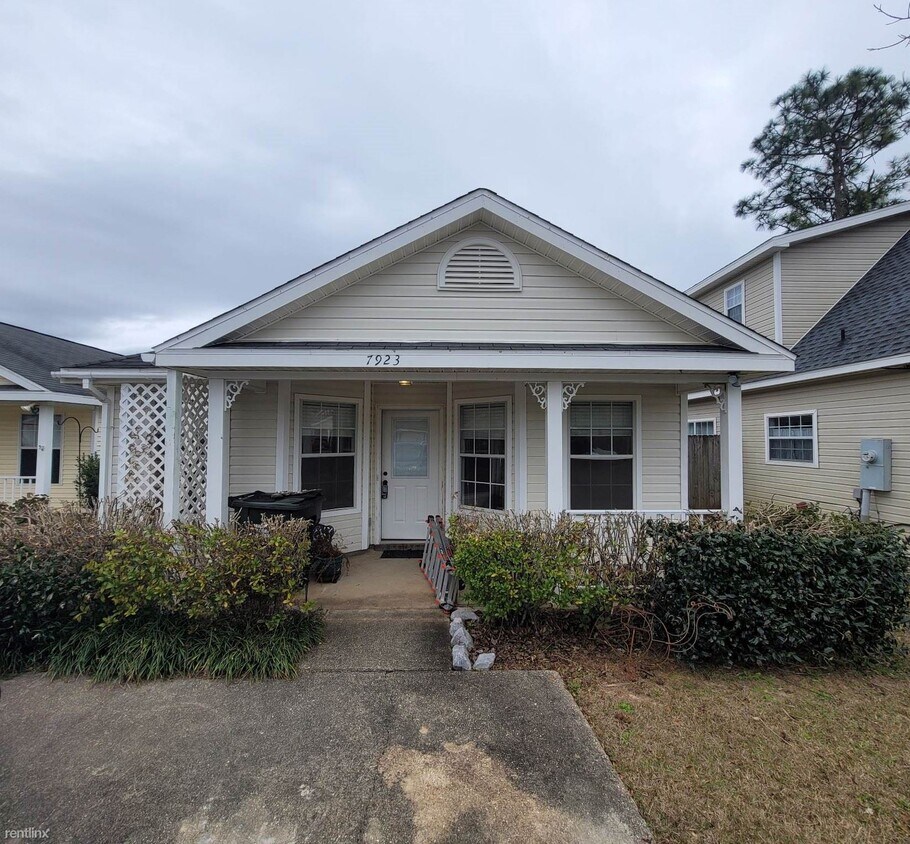 3 br, 2 bath House 7923 Audubon Dr House Rental in Foley, AL