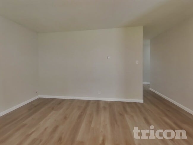 Building Photo - 500 Sonora Ave