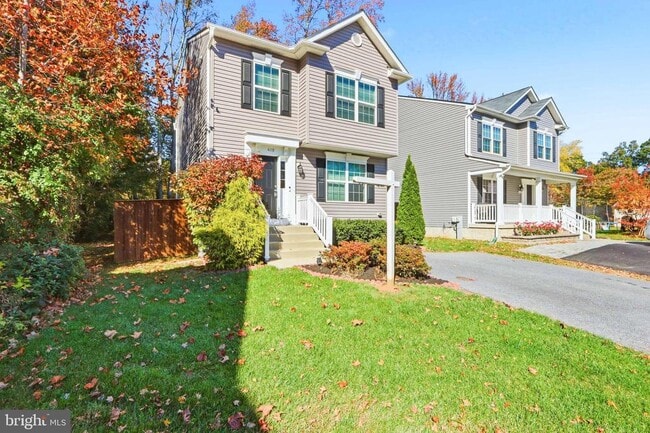 Building Photo - 410 Thelma Rd