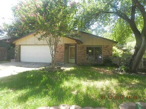 Building Photo - 3406 Foxford Trail