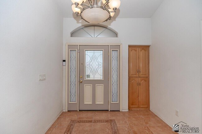 Foto del edificio - 14710 Blanco Ave