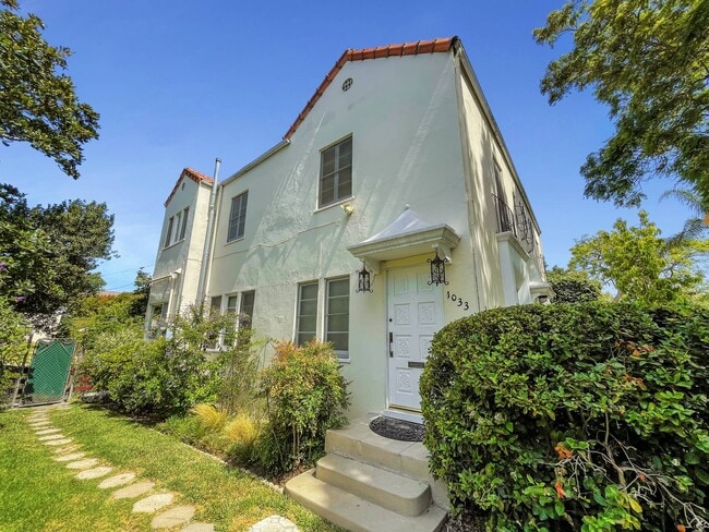 Building Photo - 1033 S Longwood Ave