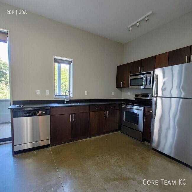 Foto del edificio - 3632 Gillham Rd