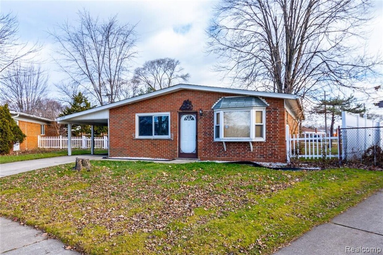 Primary Photo - 1721 DULONG, MADISON HEIGHTS - HOME AVAILA...