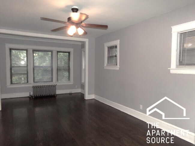 Foto del edificio - 3604 W Sunnyside Ave