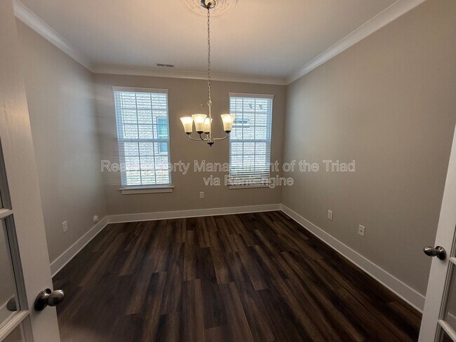 Foto del edificio - 410 Salem Grace St