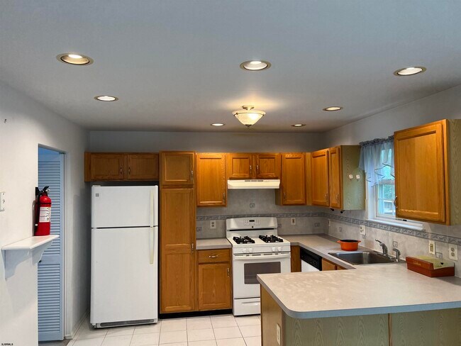 Foto del edificio - 4715 Summersweet Dr