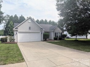 Building Photo - 125 Shephard Hill Dr