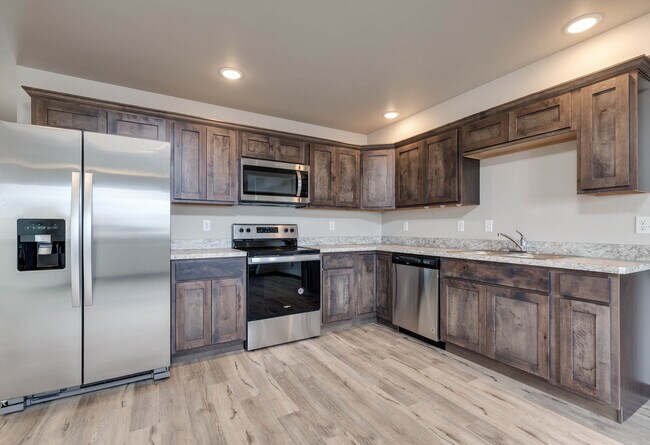 Building Photo - 1307 Westwood Cir