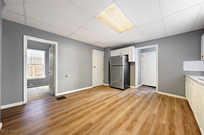 Foto del edificio - 3414 Daisy Ave