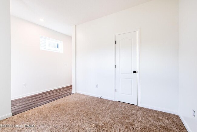 Foto del edificio - 10029 Windcrest Farms Ln