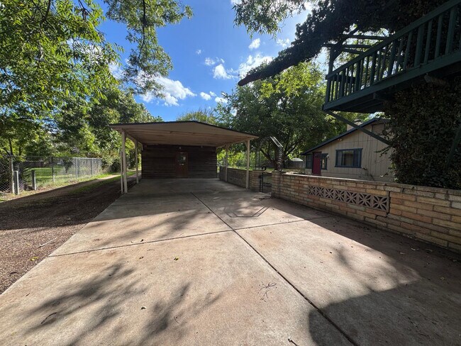 Foto del edificio - 67 E Goddard Ln