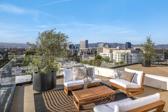 Building Photo - The Spaulding