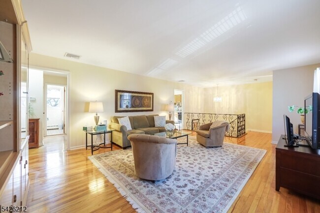 Foto del edificio - 68 Colgate Ave